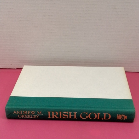 Hardcover book IRISH GOLD by Andrew M Greeley 1994 first edition - Picture 8 of 10